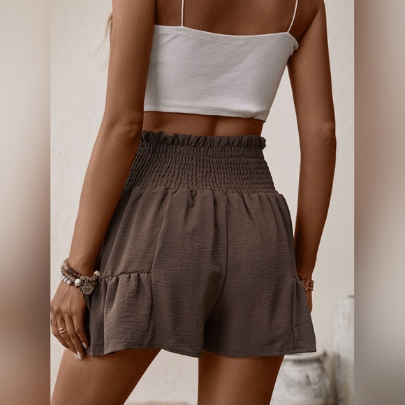 Tie Front Smocked Shorts - Picture 6 of 6